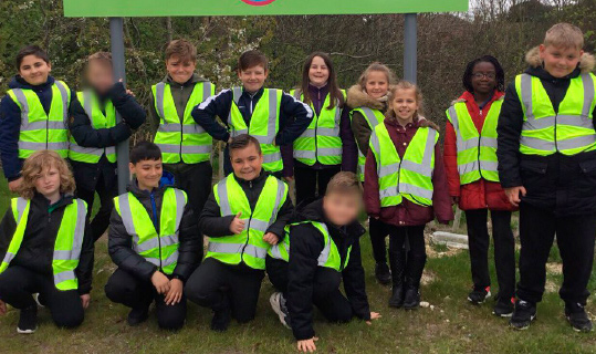 schoolchildren visiting goldthorpe railway embankment